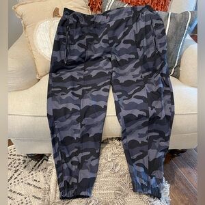 Old navy stretchtech joggers